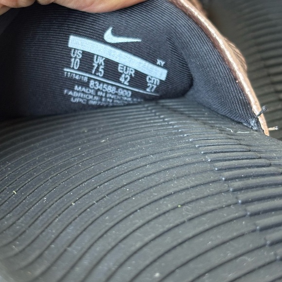 Nike Black and Copper Slide Sandals Size 10 - Picture 4 of 6